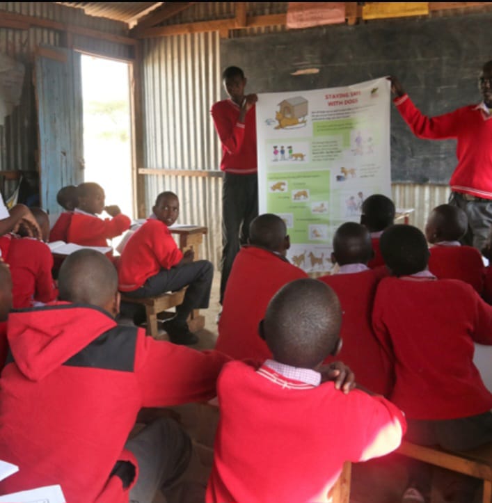 Nyakach Pets Lovers educating Kenyan children about pet care
